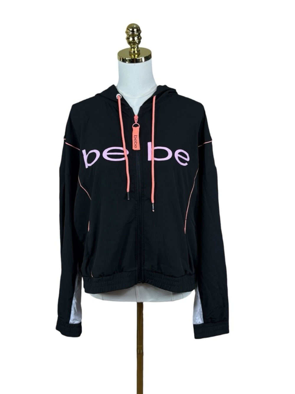 Woman’s Bebe sport lightweight hooded athletic jacket size XL